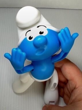 2016 BURGER KING HAPPY MEAL TOY SMURF TOY